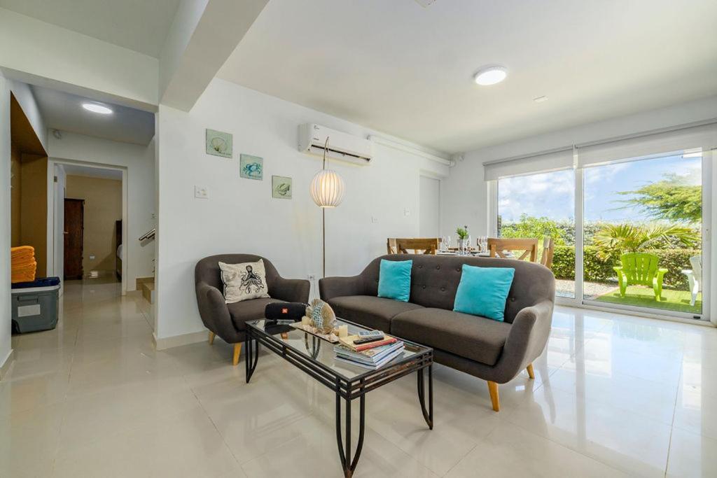 Koyari Modern Condos 9Br 7Ba Sleeps 26 W/ Pool And Roof Deck Palm Beach Zewnętrze zdjęcie