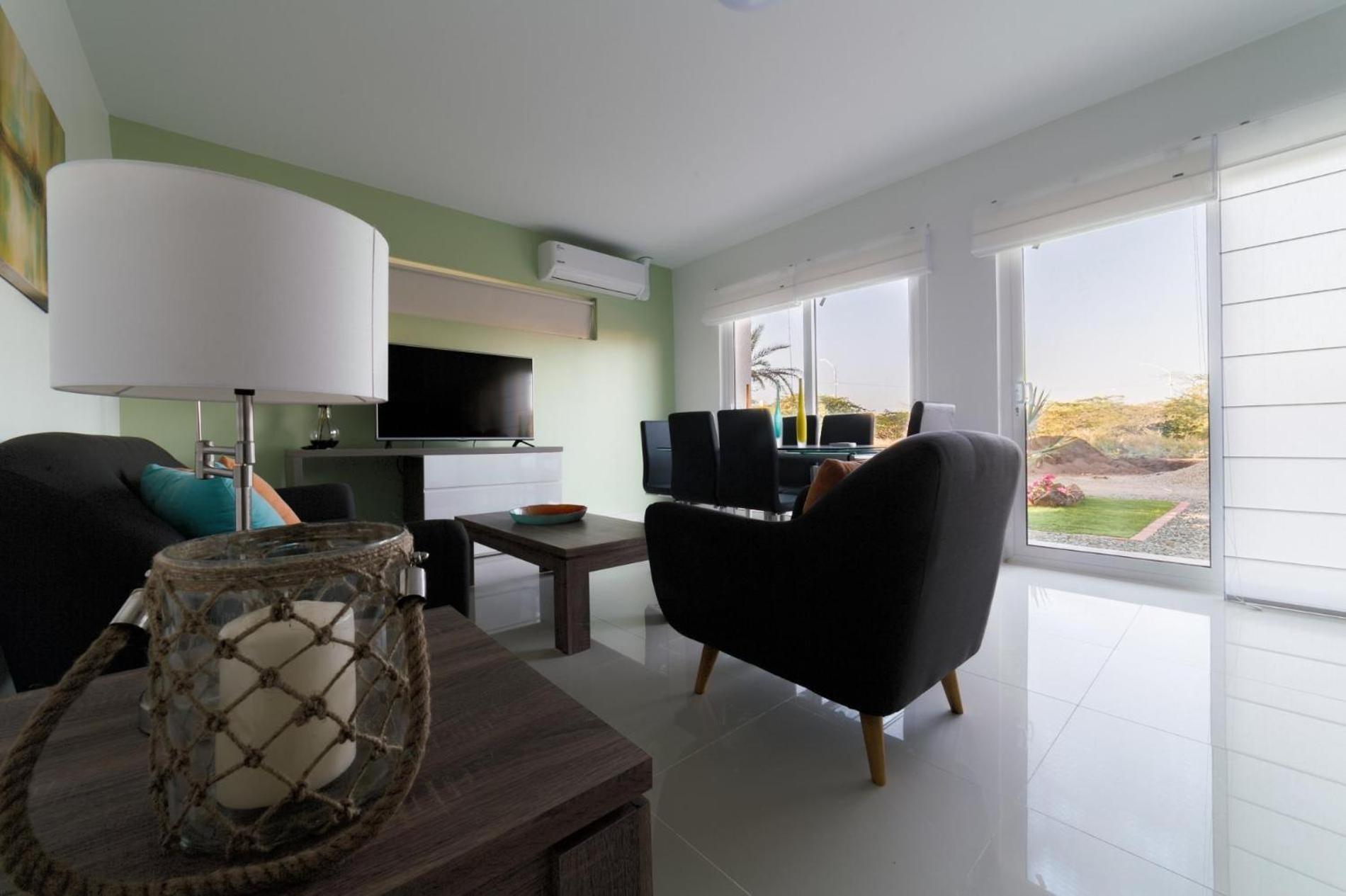 Koyari Modern Condos 9Br 7Ba Sleeps 26 W/ Pool And Roof Deck Palm Beach Zewnętrze zdjęcie