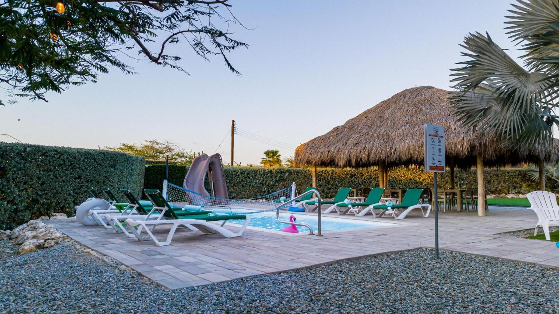 Koyari Modern Condos 9Br 7Ba Sleeps 26 W/ Pool And Roof Deck Palm Beach Zewnętrze zdjęcie