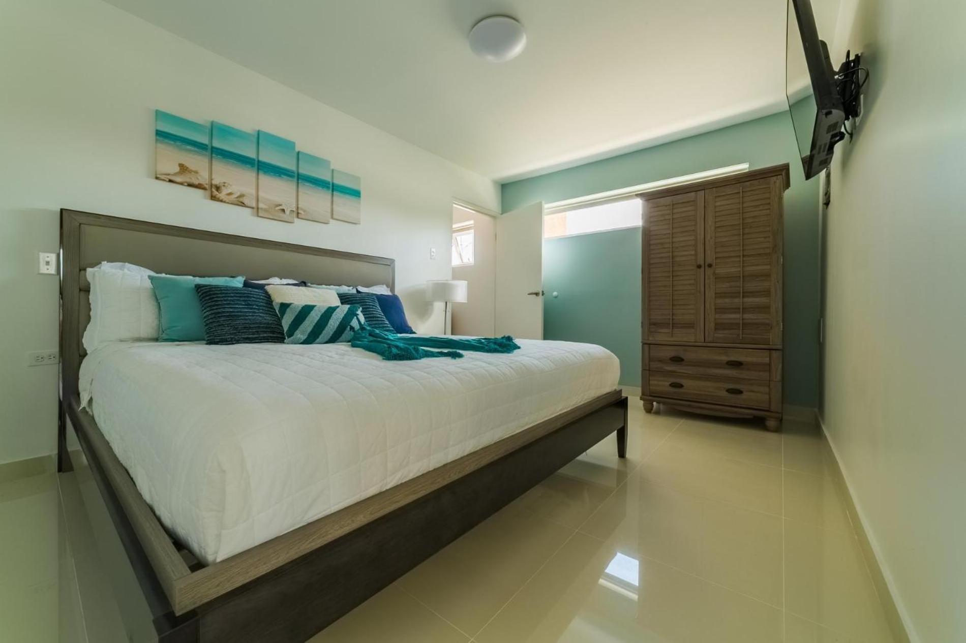 Koyari Modern Condos 9Br 7Ba Sleeps 26 W/ Pool And Roof Deck Palm Beach Zewnętrze zdjęcie